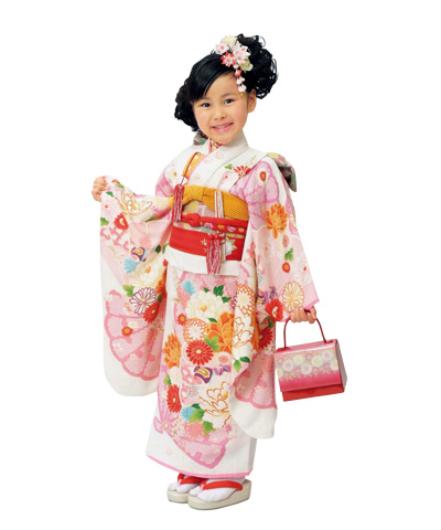 平日レンタル無料 は7月末まで 早撮り七五三キャンペーン第2弾 お見逃しなく Pinto スタジオアリス