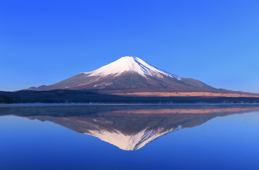 日本未入荷 絶景満載 富士山の魅力が詰まった究極の写真コレクション