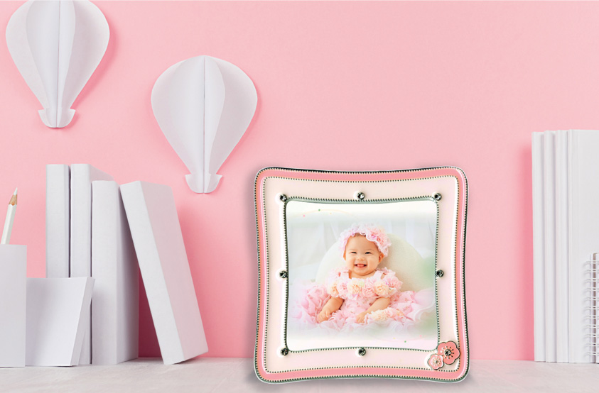 今年のひな祭りは華やかにお祝いしましょう 豪華な七段飾りと写す 桃の節句キャンペーン 開催中 Pinto スタジオアリス