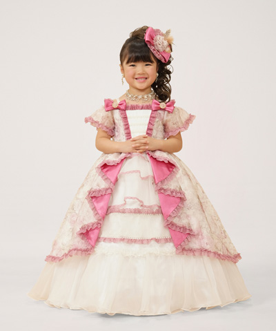 スタジオアリスの七五三衣装連載スタート 3歳 女の子 男の子 編 Pinto スタジオアリス