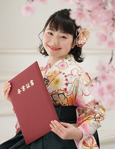 式当日も袴レンタルができる♪卒園・卒業式に「フルセット袴レンタル 